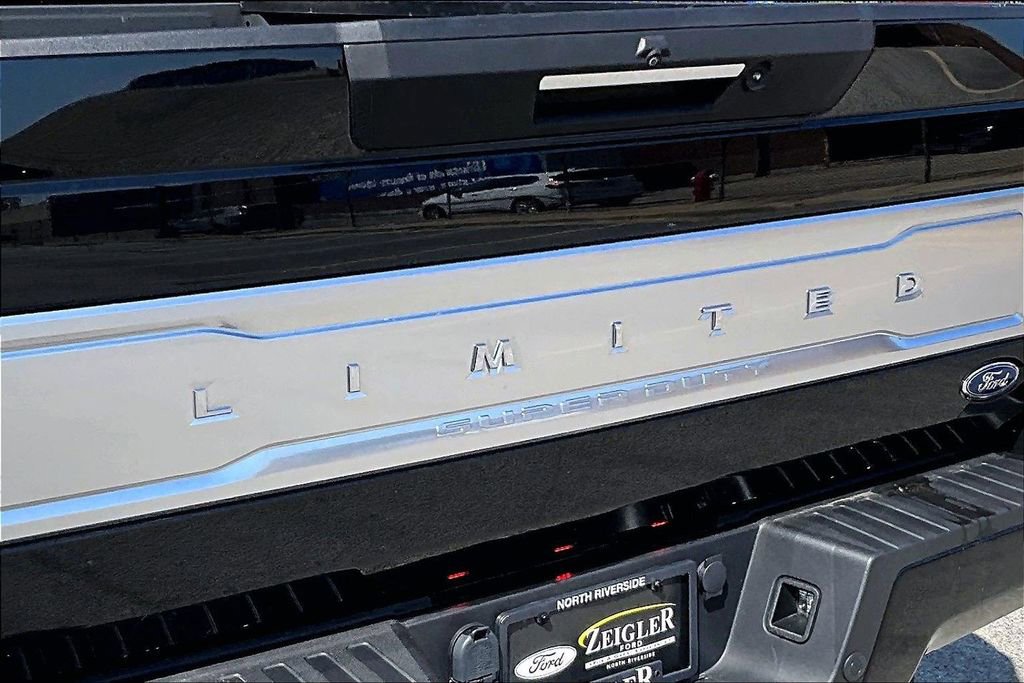 Used 2022 Ford F450 Limited AWD/4WD image 8