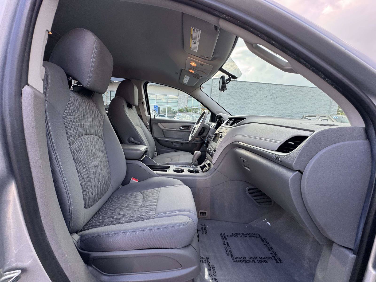 Used 2015 Chevrolet Traverse LS w/ LPO, 'HIT The Road' Package FWD image 9