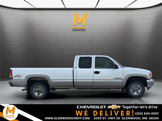 Used 2000 GMC Sierra 2500 SLE image 1