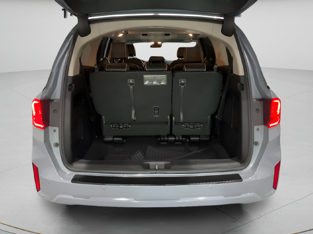 Certified 2025 Honda Odyssey Touring image 24