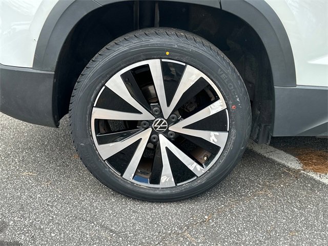 Used 2022 Volkswagen Taos SE image 34