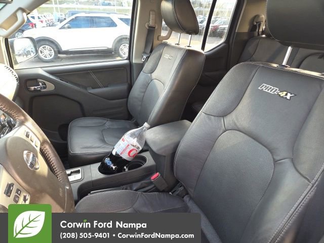 Used 2015 Nissan Frontier PRO-4X w/ Pro-4x Luxury Package image 4