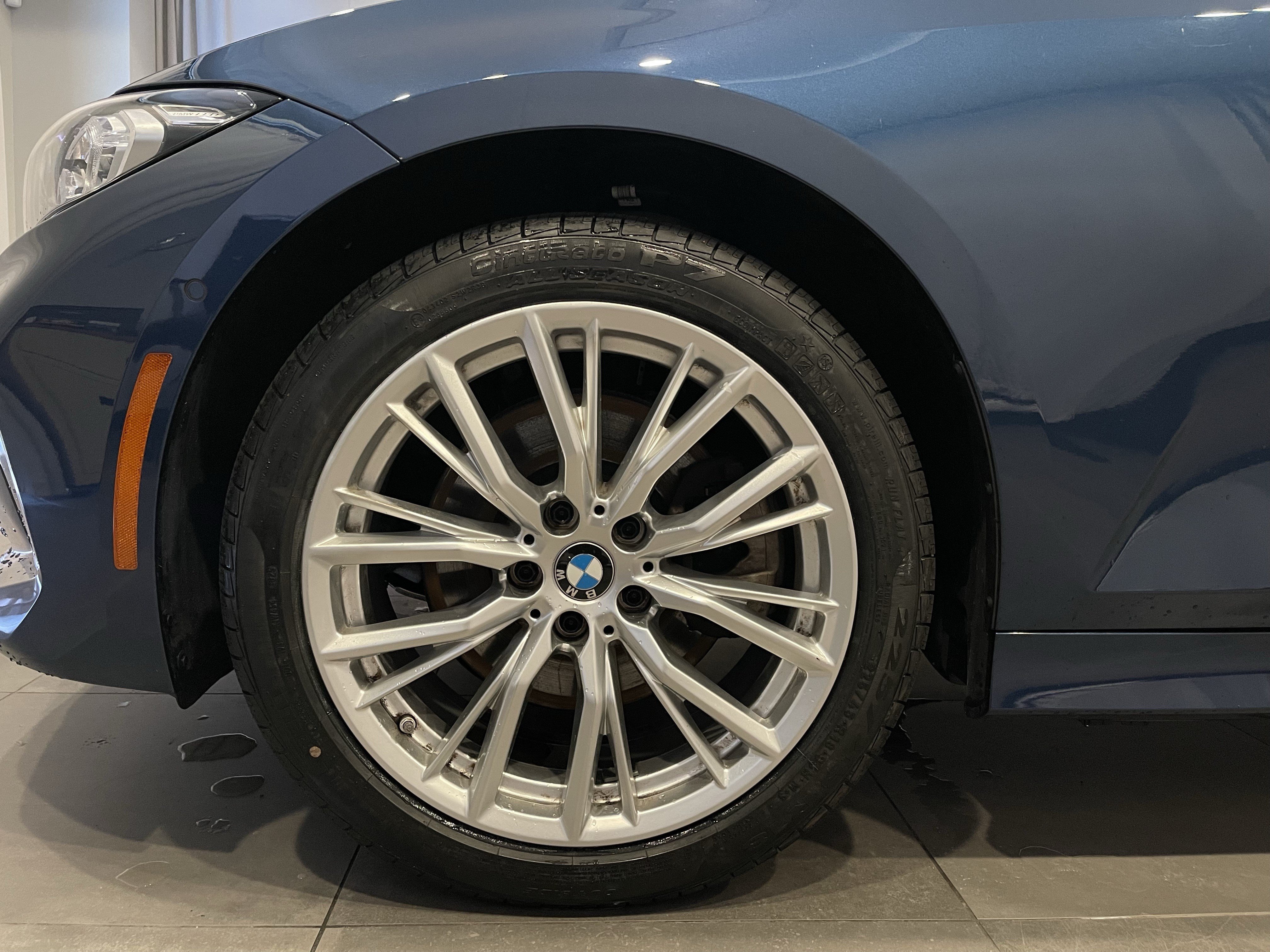 Certified 2024 BMW 330i xDrive Sedan w/ Premium Package AWD/4WD image 7