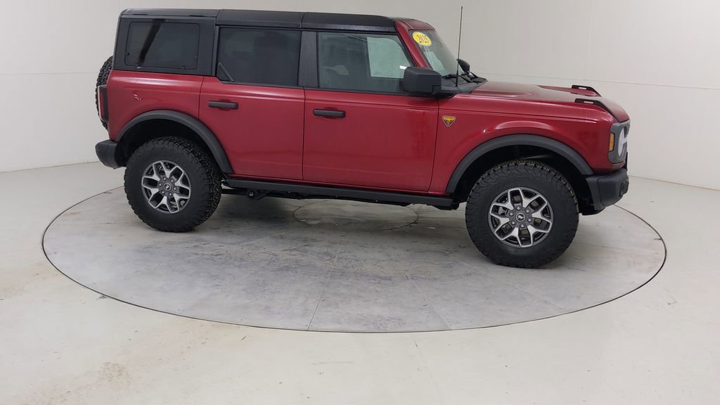 Certified 2025 Ford Bronco Badlands image 12