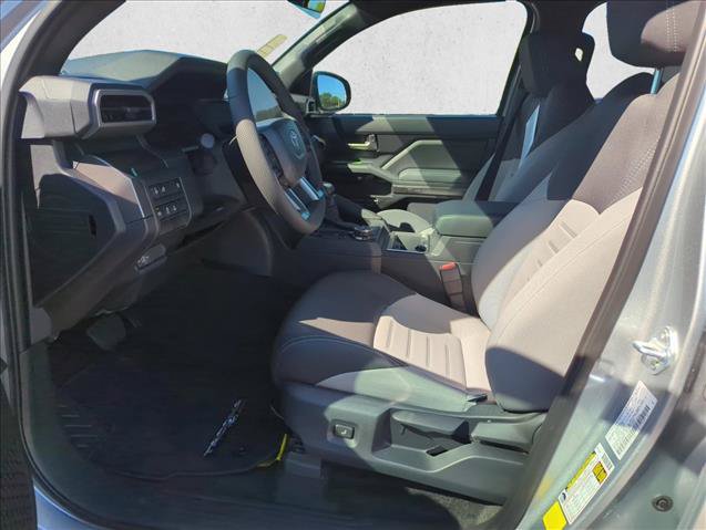 Certified 2025 Toyota Tacoma TRD Off-Road AWD/4WD image 12