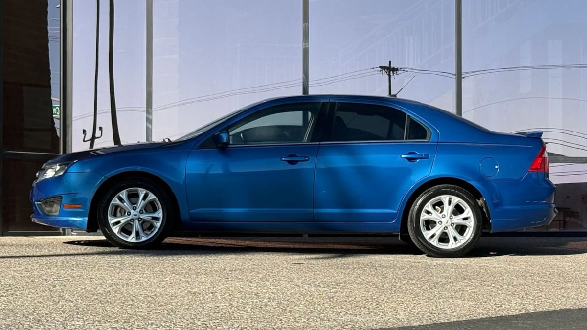Used 2012 Ford Fusion SE image 5