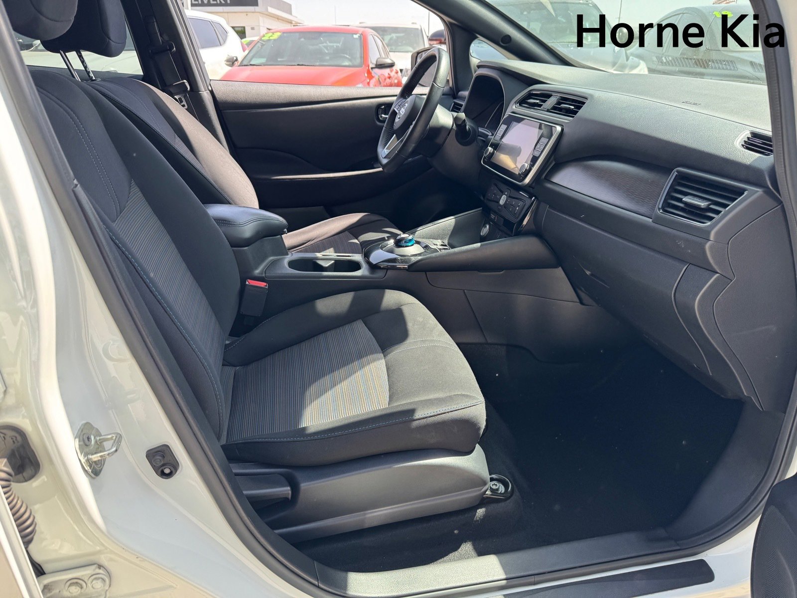 Used 2020 Nissan Leaf SV w/ SV Technology Package image 24