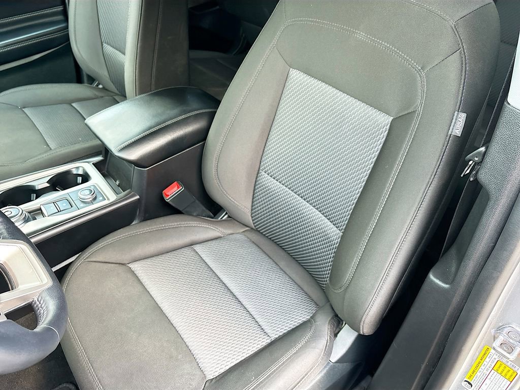 Used 2023 Ford Explorer XLT image 20