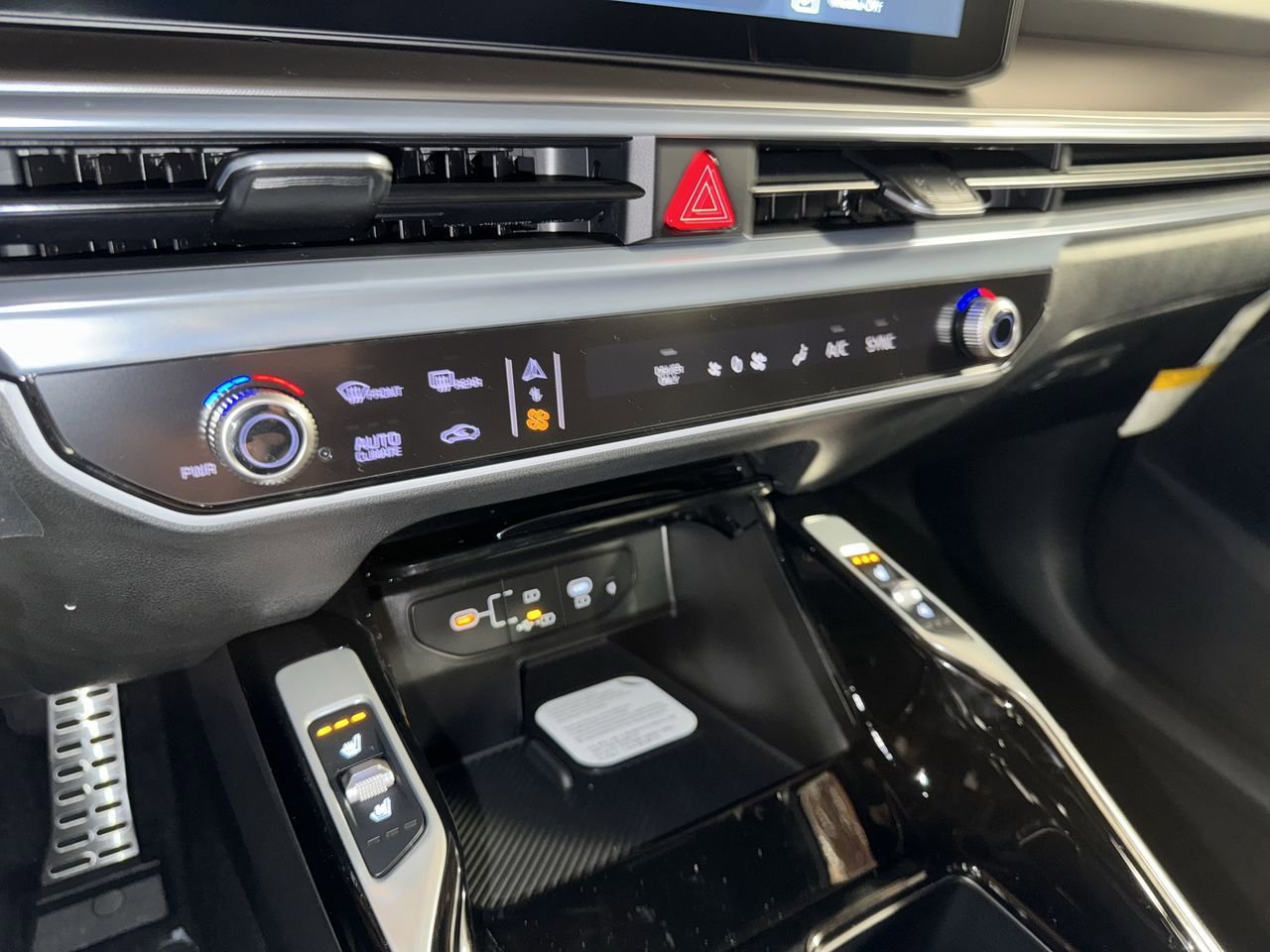 New 2026 Kia Sorento SX Prestige AWD/4WD image 24