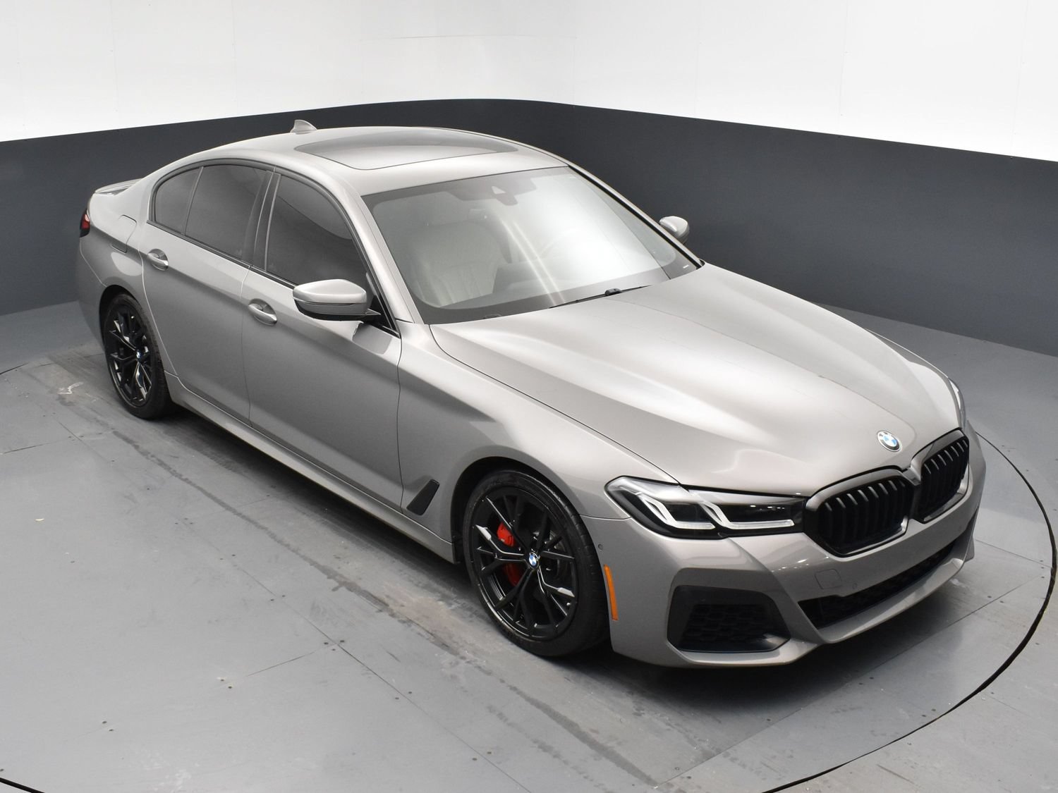 Used 2022 BMW M550i xDrive w/ Shadowloine Package AWD/4WD image 20