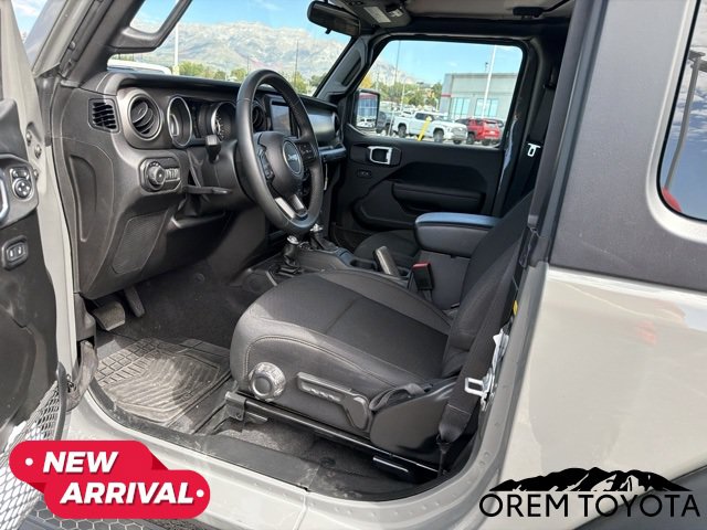 Used 2021 Jeep Wrangler Sport AWD/4WD image 5