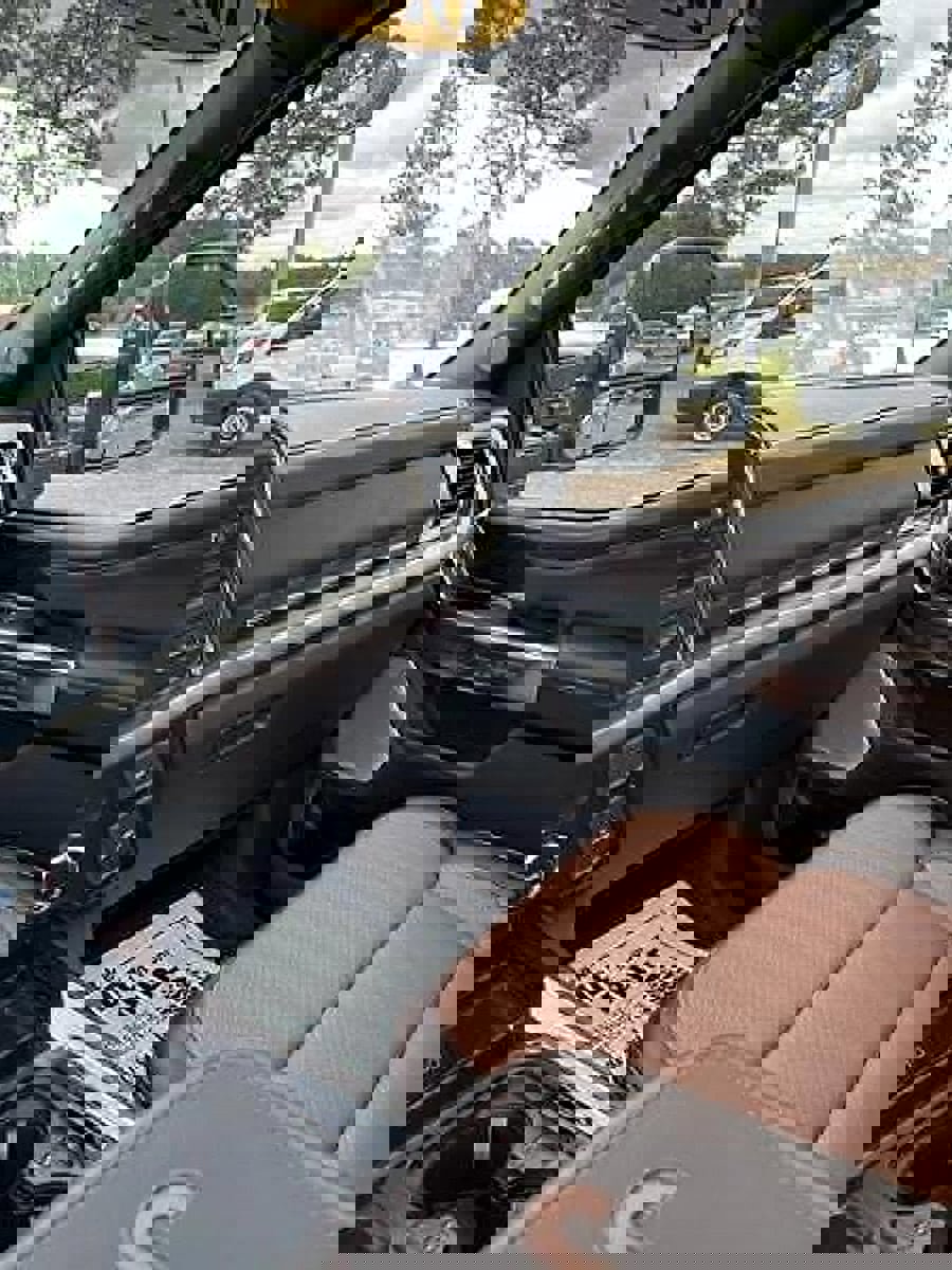 New 2025 Ford F250 King Ranch w/ Chrome Package image 28