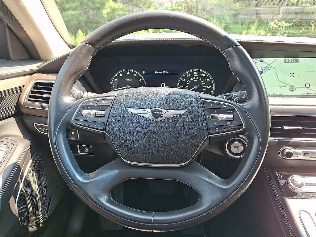 Used 2022 Genesis G90 5.0 Ultimate AWD/4WD image 17