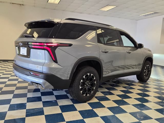New 2027 Chevrolet Traverse Z71 w/ Enhanced Driving Package AWD/4WD image 8