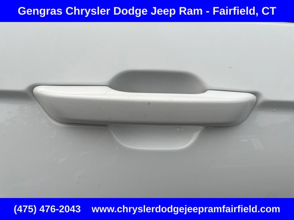 Certified 2023 Jeep Grand Cherokee Laredo X AWD/4WD image 23