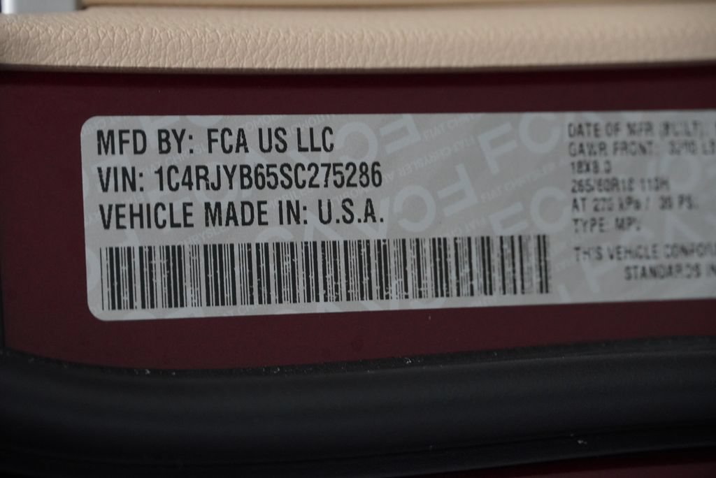 Certified 2025 Jeep Grand Cherokee Limited 4xe w/ Luxury Tech Group II AWD/4WD image 55