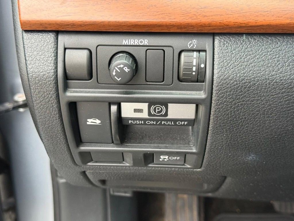 Used 2014 Subaru Outback 2.5i Limited w/ Moonroof Package image 23