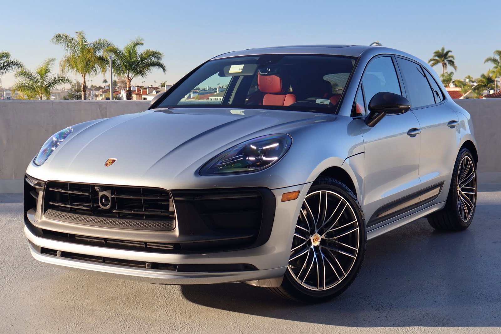 New 2026 Porsche Macan image 1
