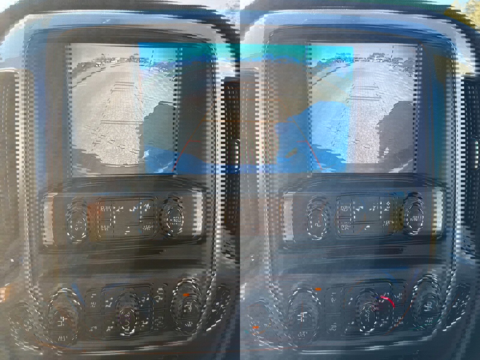 Used 2018 Chevrolet Silverado 1500 LT w/ All Star Edition image 30