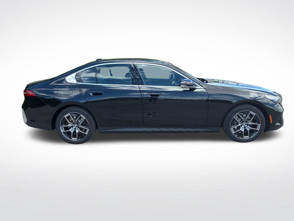 New 2027 BMW 530i xDrive w/ Premium Package AWD/4WD video 2