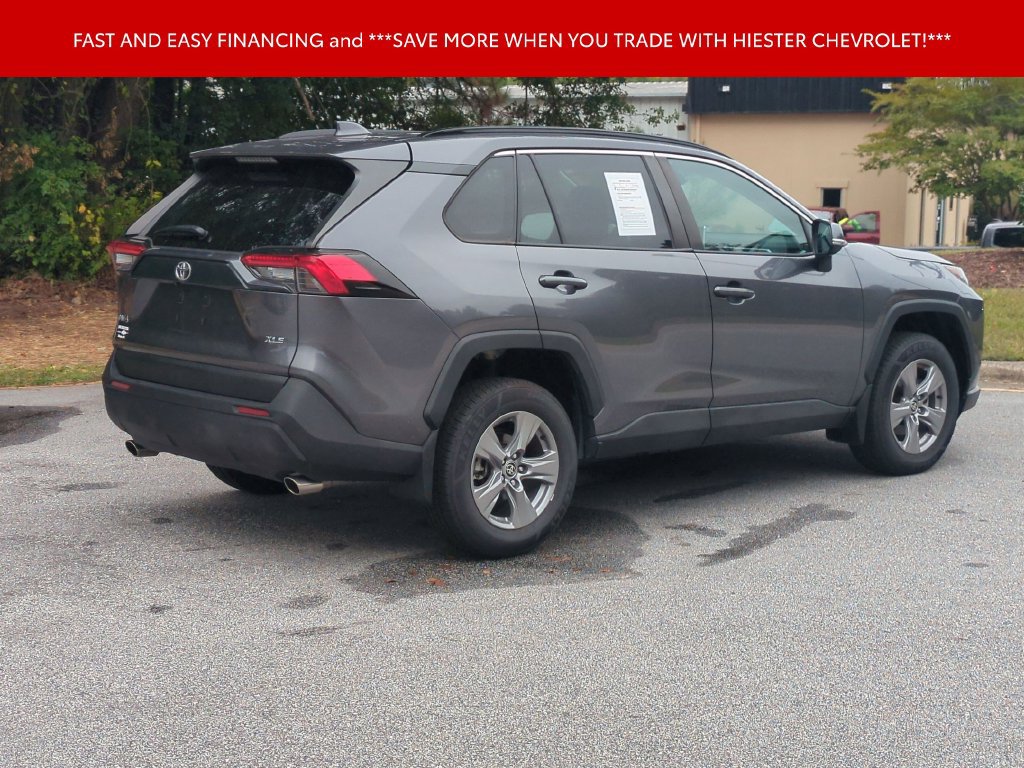 Used 2024 Toyota RAV4 XLE w/ Convenience Package FWD image 5