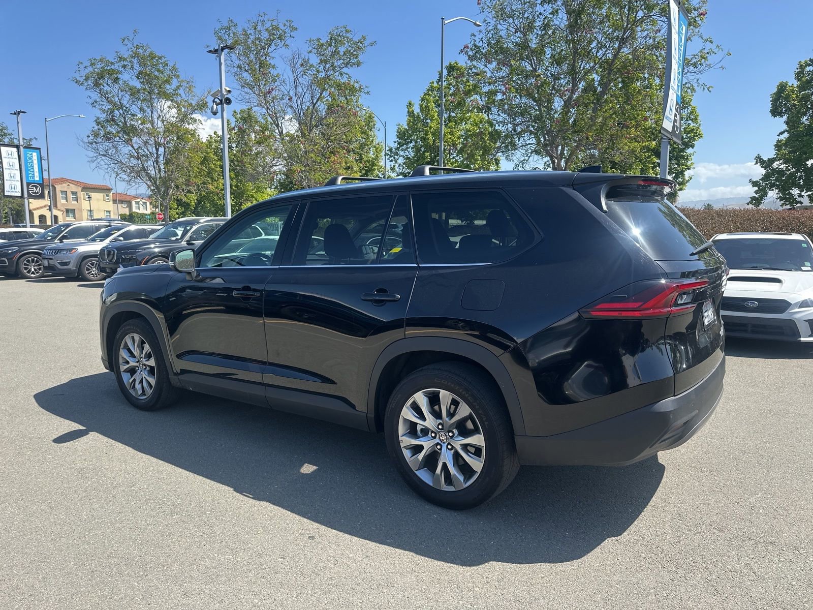 Used 2025 Toyota Grand Highlander FWD image 4