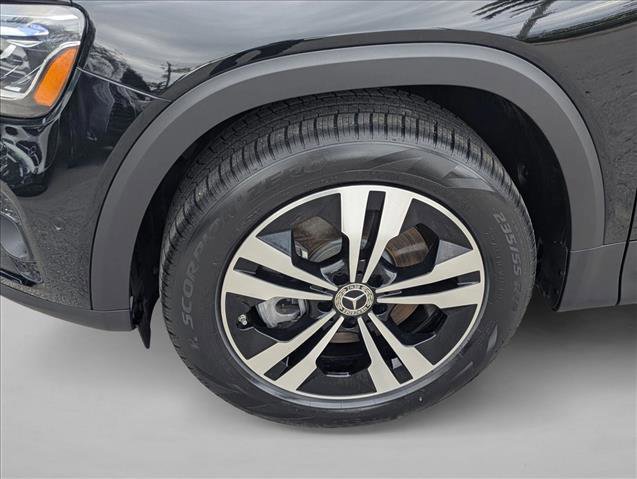 Certified 2025 Mercedes-Benz GLB 250 image 23