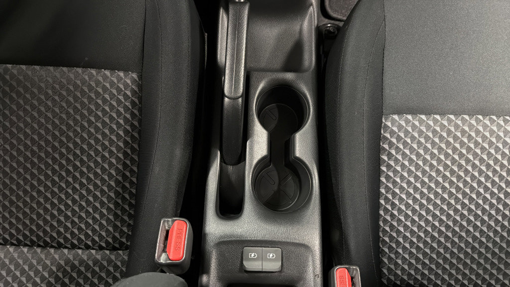 Used 2022 Nissan Versa S w/ Trunk Package image 37