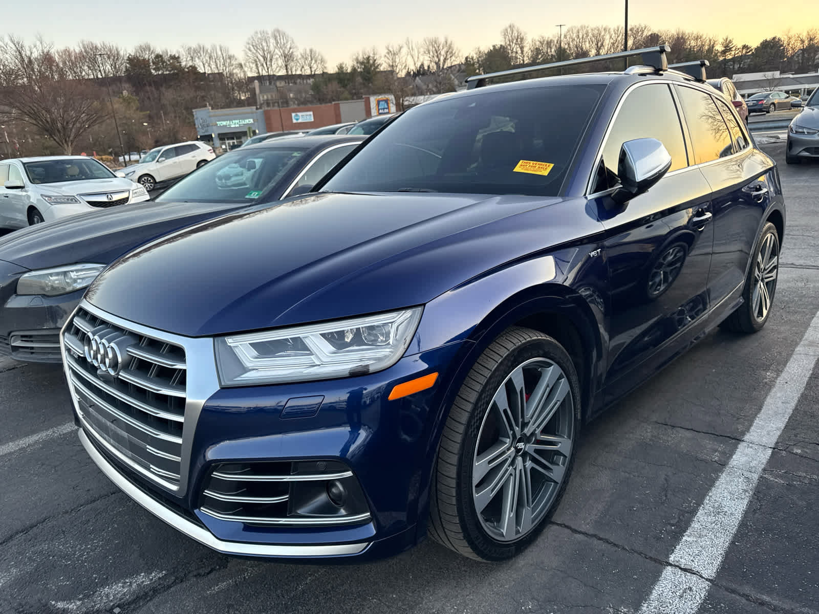 Used 2018 Audi SQ5 Prestige w/ Prestige Package image 3