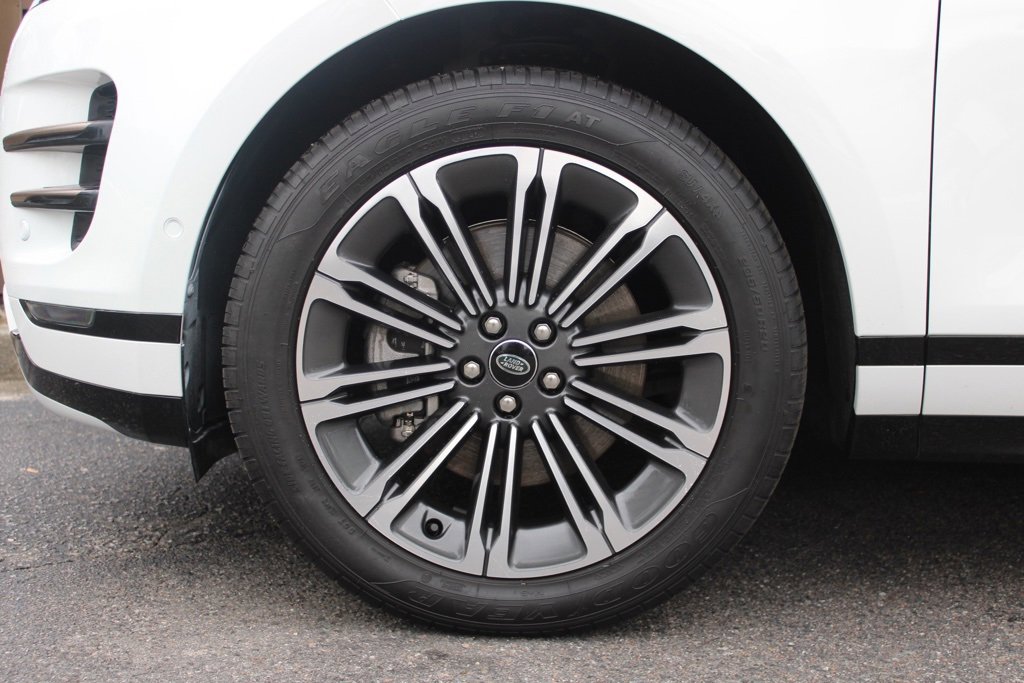 Certified 2025 Land Rover Range Rover Evoque Dynamic SE image 10