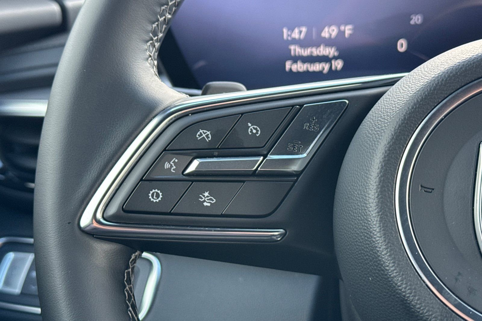 Used 2025 Buick Enclave Preferred image 33