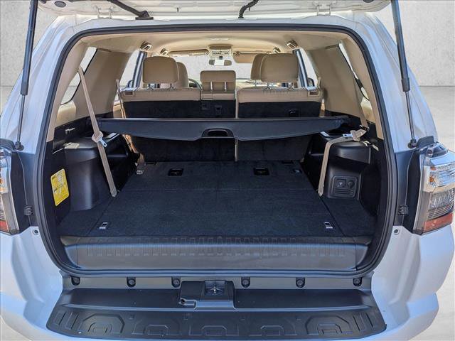 Used 2015 Toyota 4Runner SR5 RWD image 9