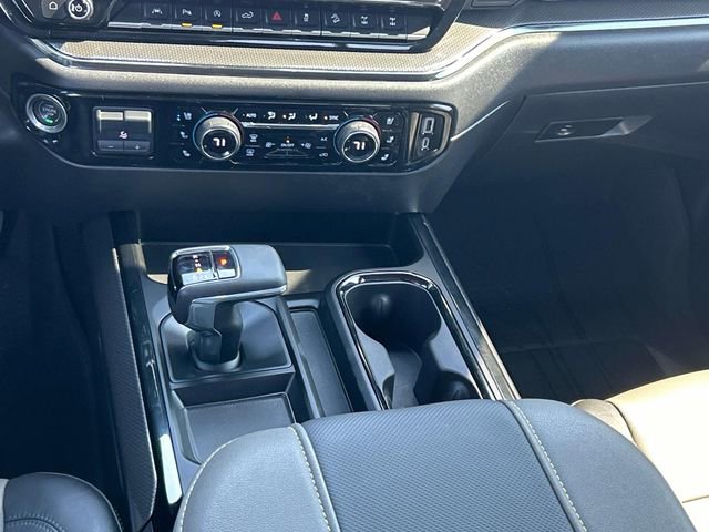 Used 2023 Chevrolet Silverado 1500 ZR2 w/ Technology Package AWD/4WD image 19
