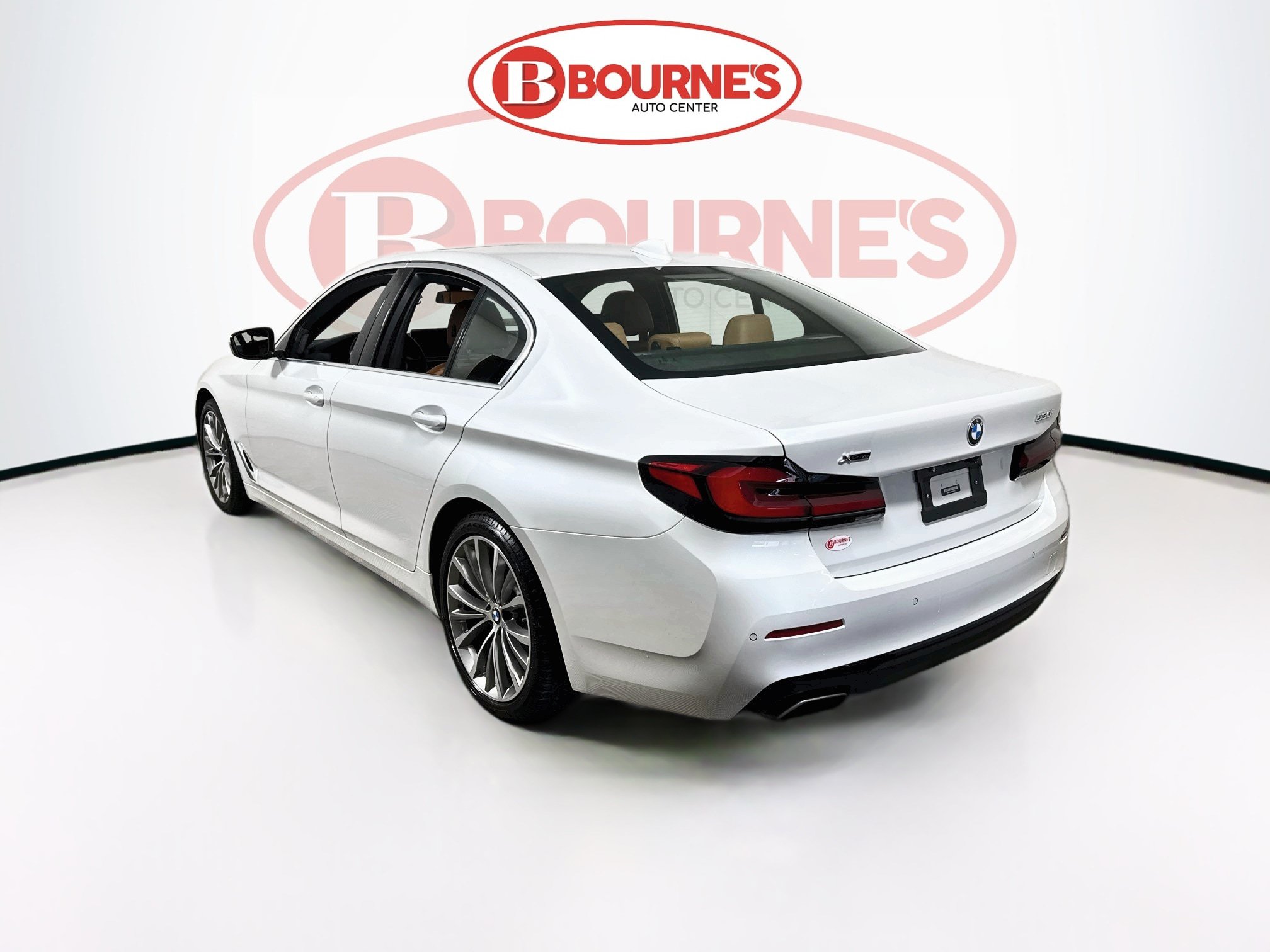 Used 2023 BMW 530i xDrive w/ Premium Package AWD/4WD image 10
