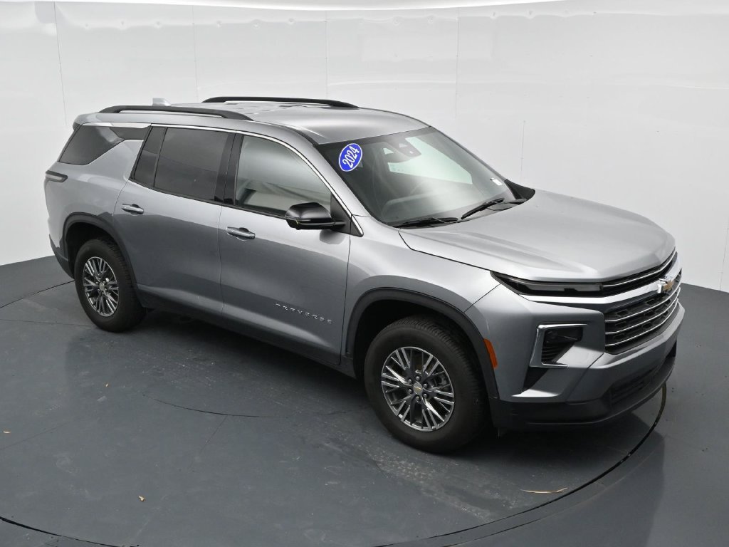 Used 2024 Chevrolet Traverse LT FWD image 20