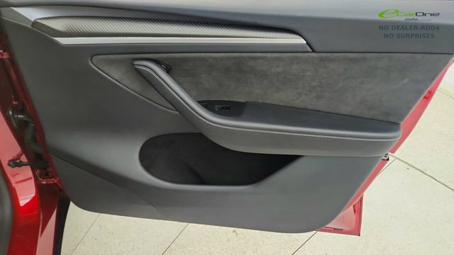 Used 2025 Tesla Model Y Performance AWD/4WD image 23