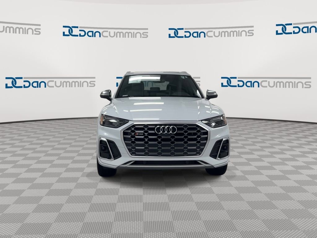 Used 2022 Audi SQ5 Premium Plus w/ Premium Plus Package image 3