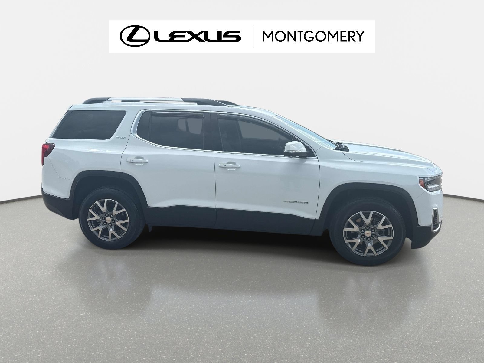 Used 2021 GMC Acadia SLT w/ Premium Package FWD image 2