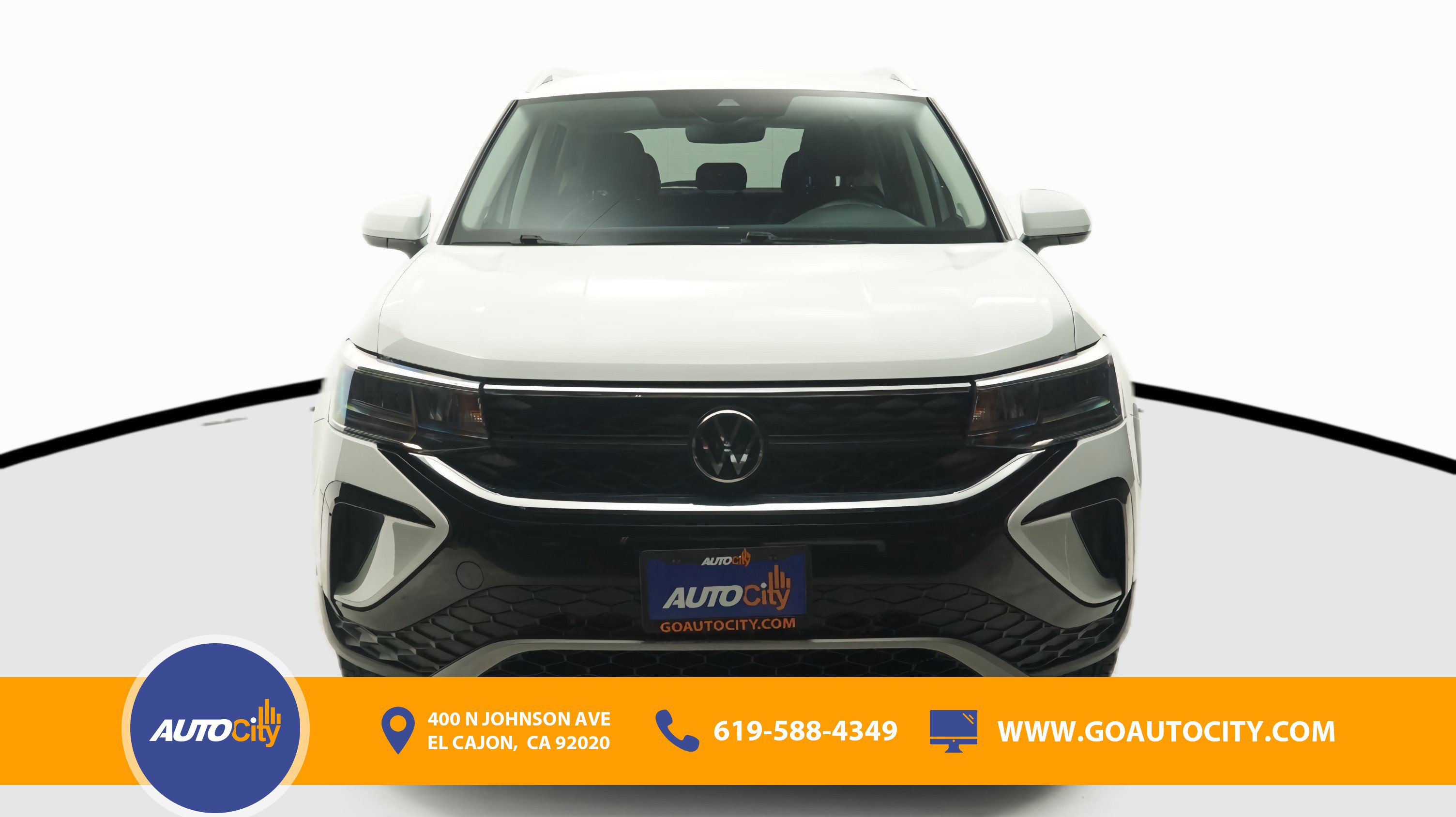 Used 2024 Volkswagen Taos SE FWD image 4