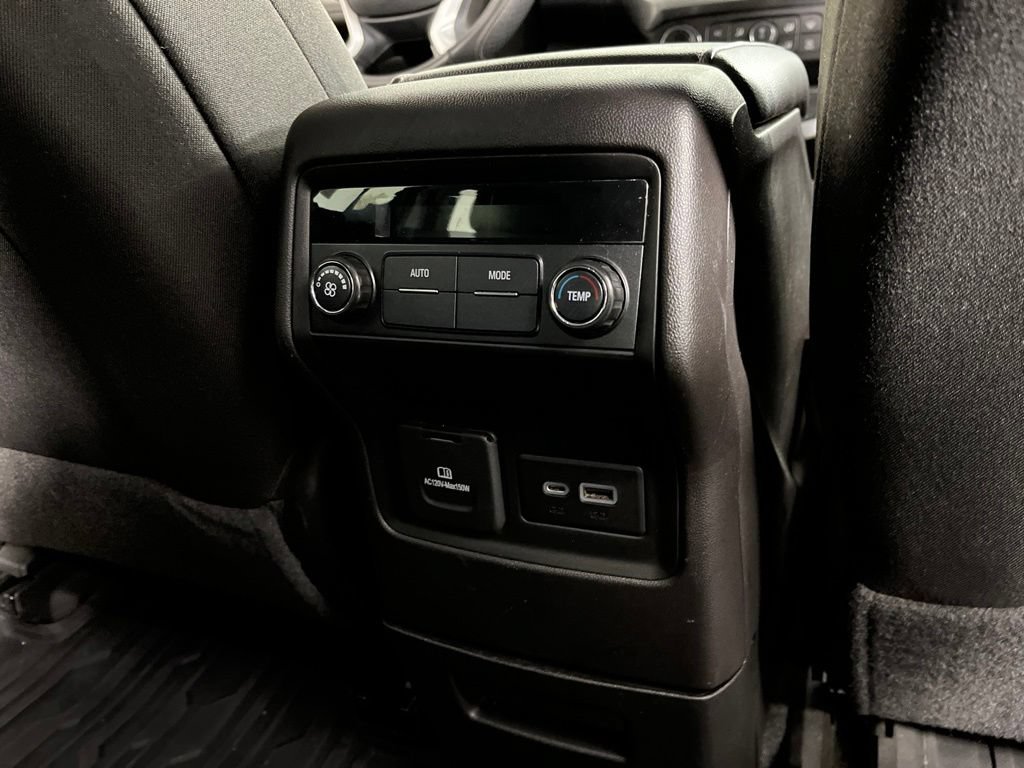 Certified 2022 GMC Acadia SLE w/ Driver Convenience Package FWD image 23