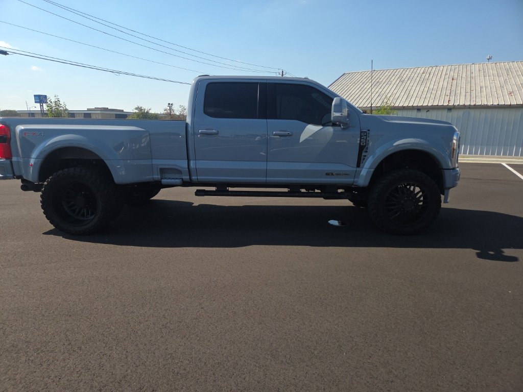 Used 2025 Ford F450 Lariat w/ FX4 Off-Road Package AWD/4WD image 25