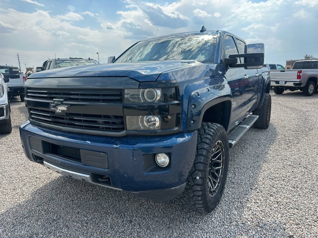 Used 2015 Chevrolet Silverado 2500 High Country w/ Duramax Plus Package AWD/4WD image 4
