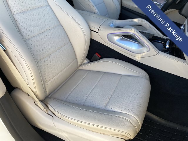 Used 2023 Mercedes-Benz GLE 450 4MATIC w/ 3rd Row Seat Package image 13