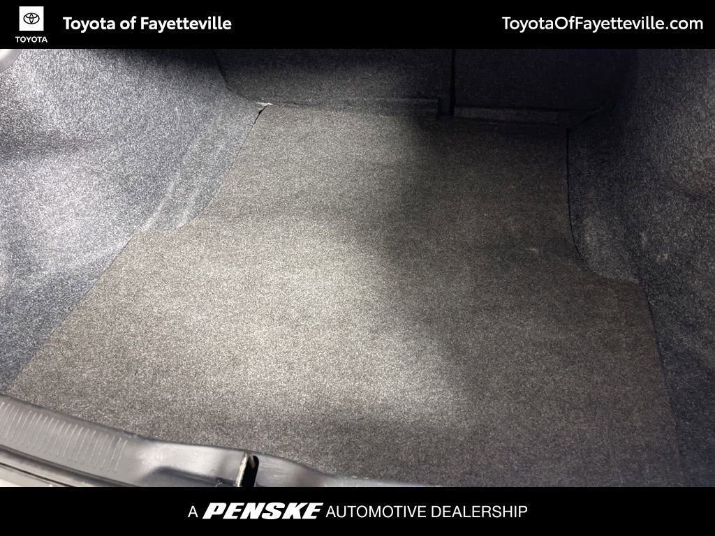 Used 2019 Dodge Charger SXT image 18