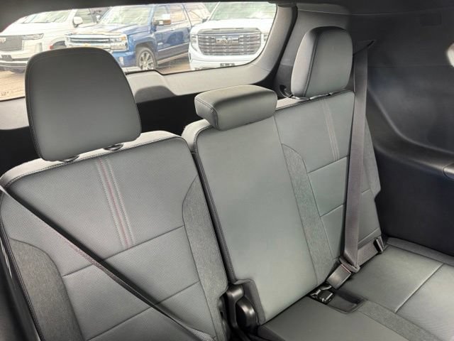 Certified 2026 GMC Acadia AT4 w/ LPO, Floor Liner Package AWD/4WD image 29