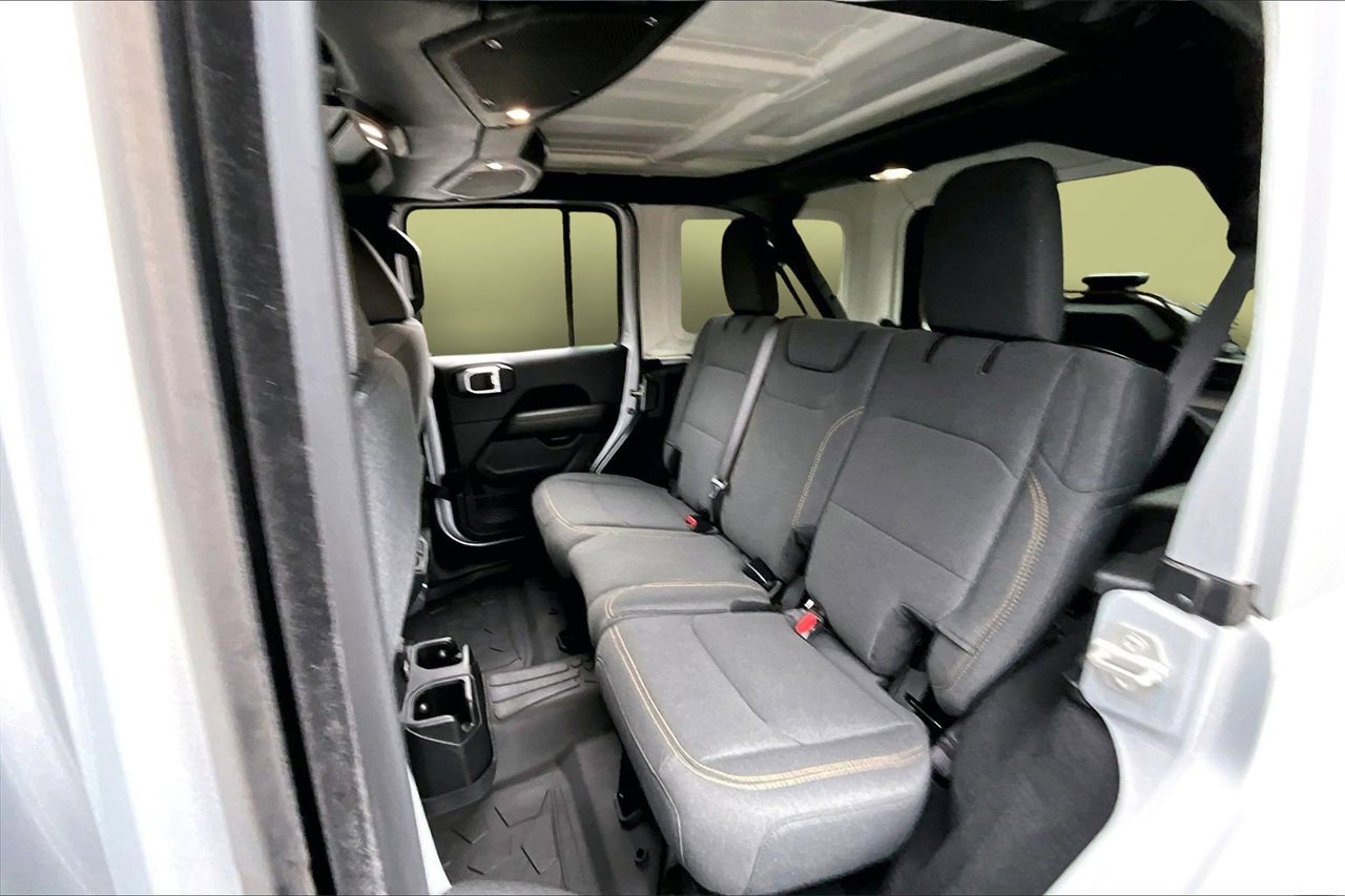 Certified 2024 Jeep Wrangler Sahara image 21