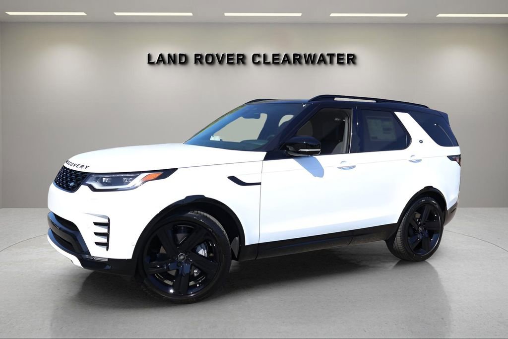 New 2026 Land Rover Discovery Dynamic SE