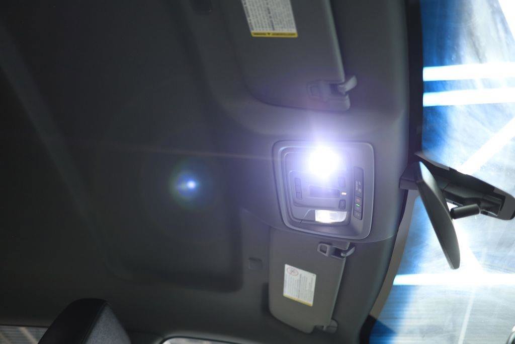 Used 2023 GMC Sierra 3500 SLT w/ SLT Convenience Package image 62