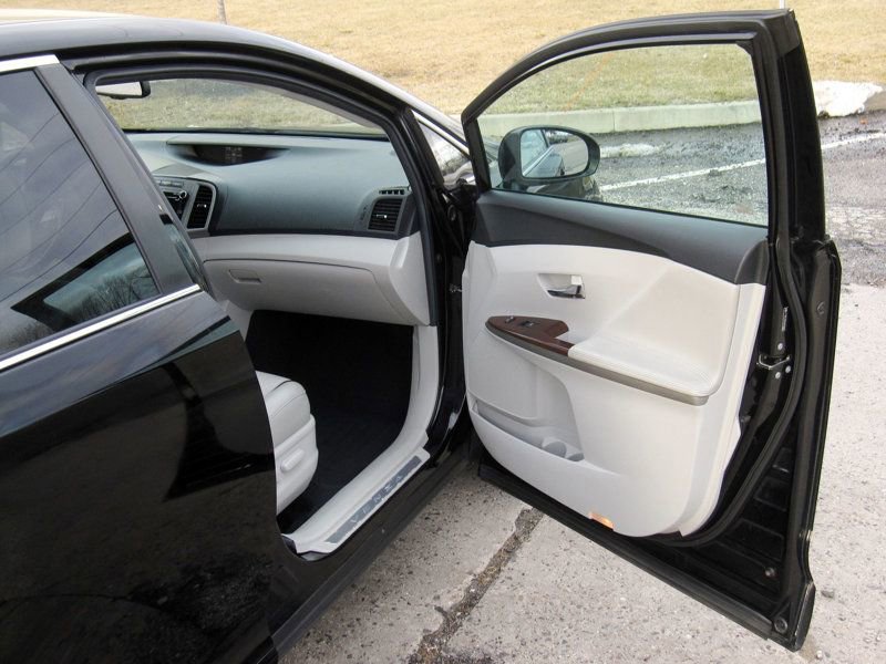 Used 2012 Toyota Venza XLE AWD/4WD image 22