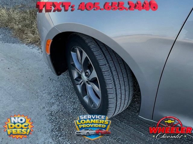 Used 2017 Chrysler Pacifica Limited FWD image 27